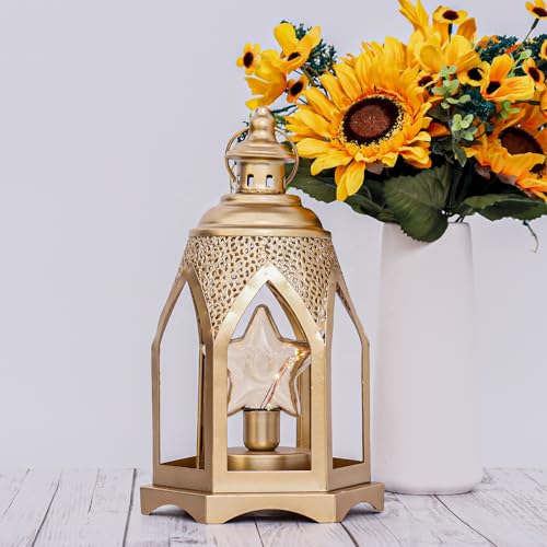 Lanterne de Ramadan en métal doré au design ciselé pour décoration festive raffinée