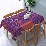 Imperméable : les nappes ont un effet lotus. Le liquide forme des perles sur la surface des nappes. L'eau ruisselle goutte à goutte et ne pénètre pas. Attention : Le liquide ne doit pas rester longtemps sur la surface.