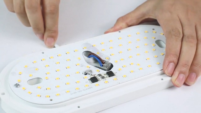 LED Deckenleuchte Bad 18W, Oeegoo 1440LM LED Deckenlampe, IP54 Wasserdicht LED Ovalleuchte, Kellerlampe, Balkonlicht… – Bild 8