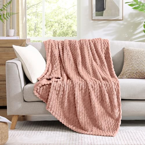 Monbix Pink Fleece Throw Blanket for Couch- Room Decor Soft Cozy Blankets for Women, Lightweight Fleece Flannel Bed Blanket Suitable for All Seasons(50"×60",Pink)