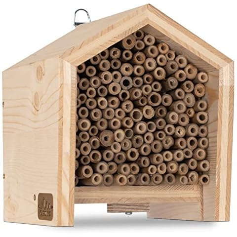 GARDIGO® Tierhaus System: Bienenhaus I Bienenhotel aus Massivholz I Made in Germany I Wildbienen Nisthilfe I Insektenhotel Nistkasten mit Bambusrohr I Wildbienenhotel mit Bambus als Füllmaterial Cover