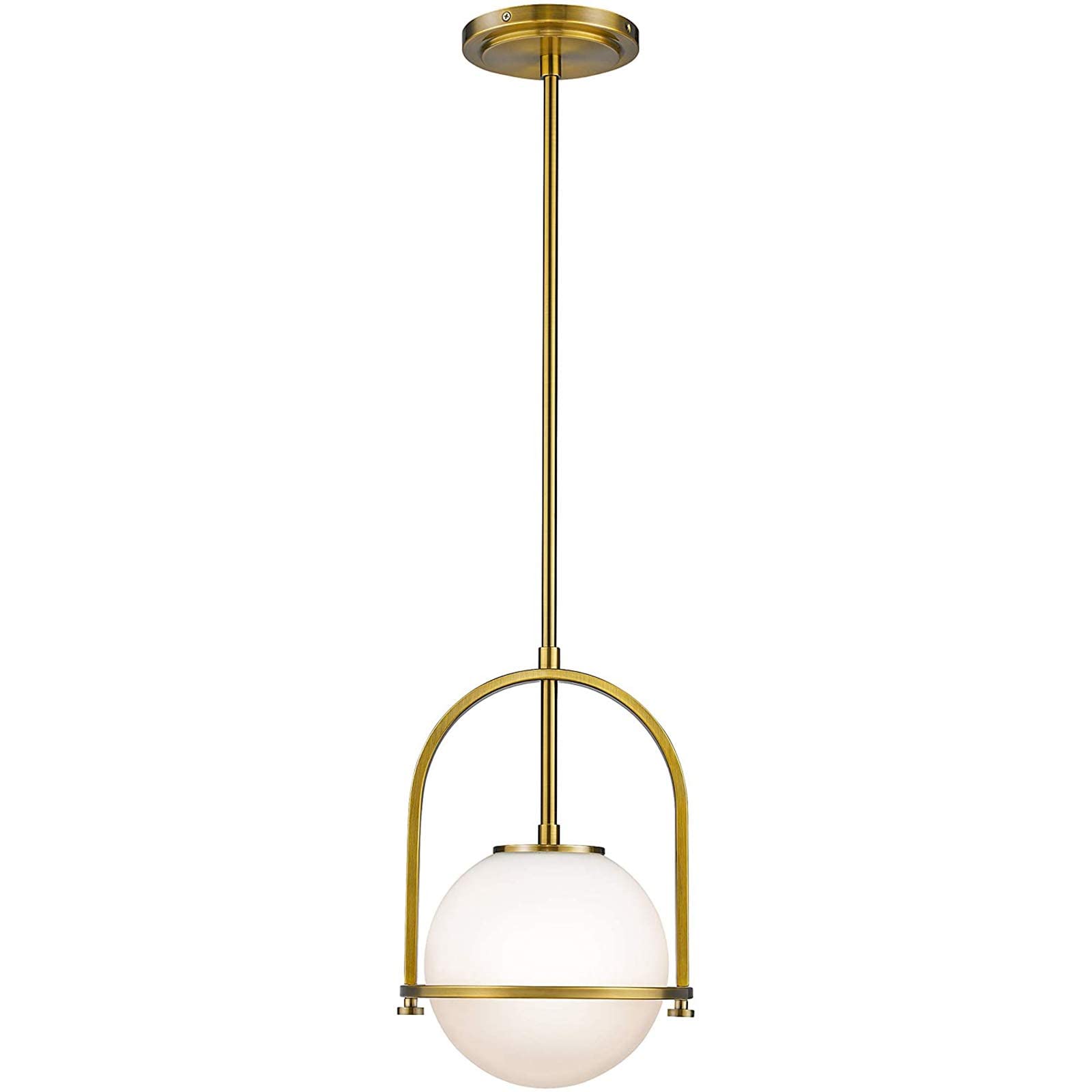 Suspension globe moderne en laiton brossé idéale pour illuminer un îlot de cuisine