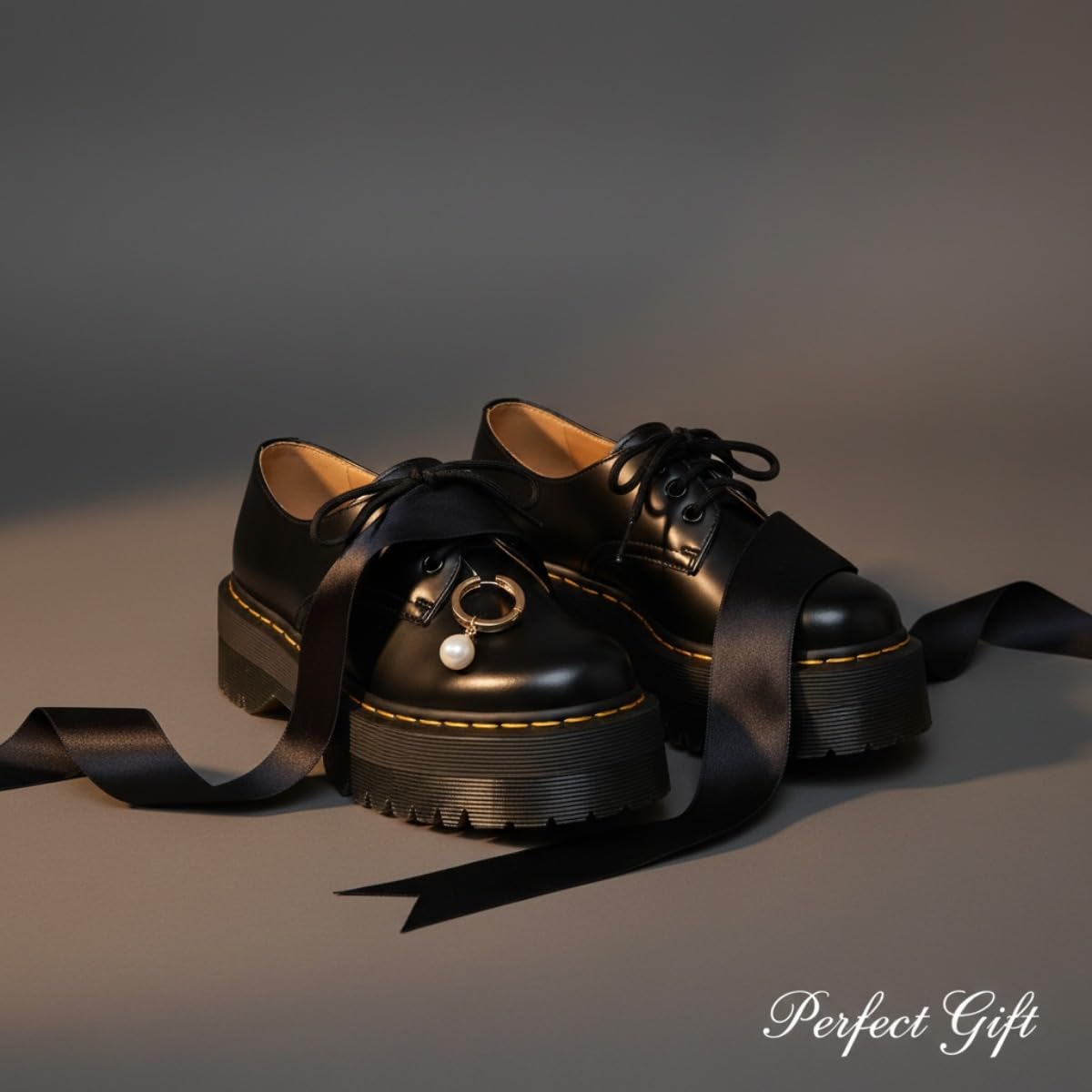 Women's Chunky Platform Faux Leather Oxford Shoes, Round Toe Lace-Up Thick Sole Derby for Height Increasing All-Season Comfort