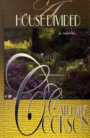 A House Divided [Large Print] 0786229179 Book Cover