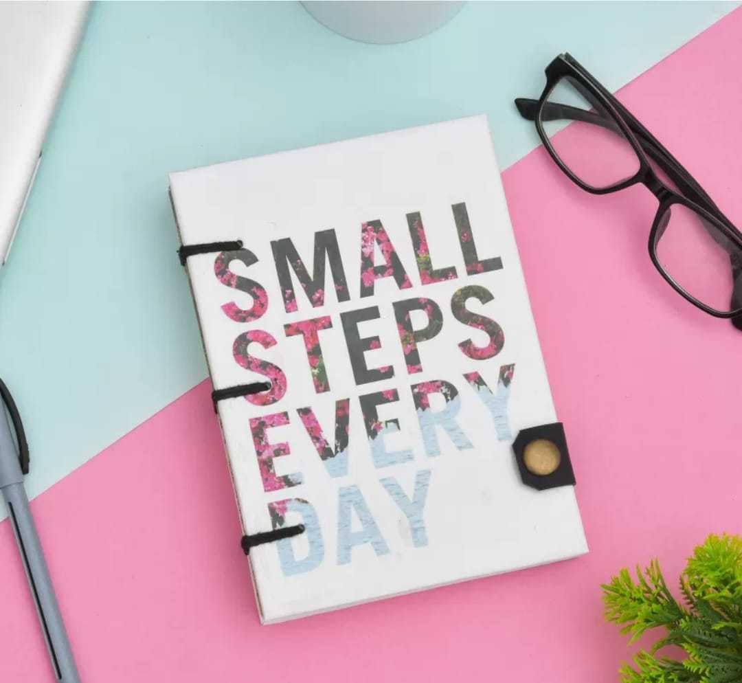 Handmade Printed Cardboard Journal Diary with Buckle Lock Unruled 200 Pages Notepad Personal Diaries for Men and Women -37