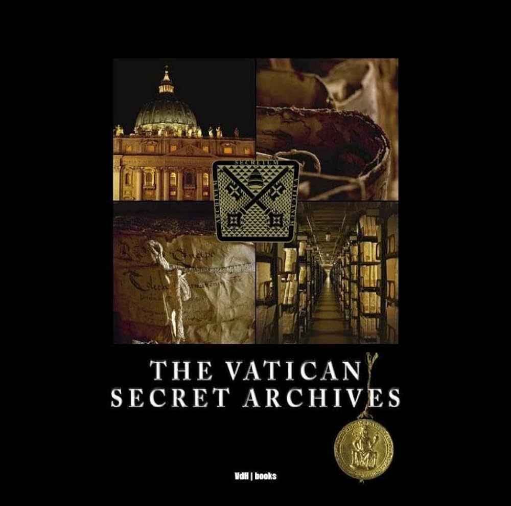 Amazon | The Vatican Secret Archives | Becchetti, Luca