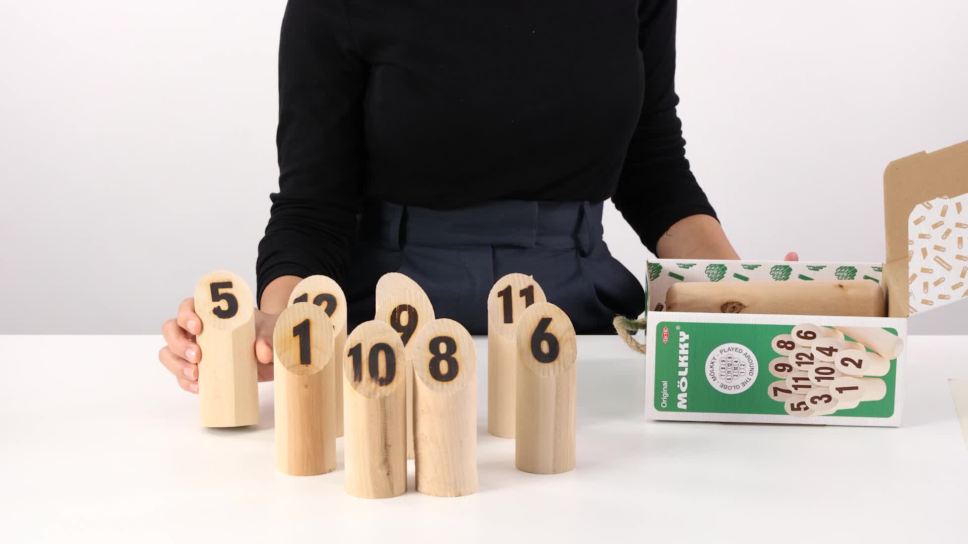 Tactic Mölkky 54903 - Gioco In Legno Per Famiglie, Versione 2018 Con Custodia