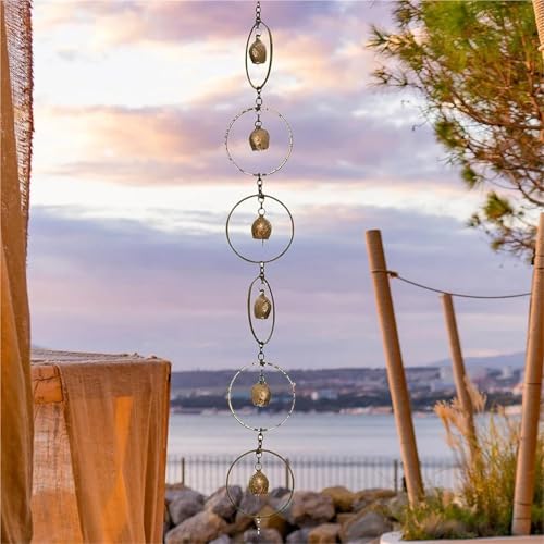 Cadenas de lluvia decorativas para transformar tu patio en un oasis de paz 3