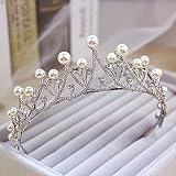 Cada niña merece sentirse como una princesa / reina el día de su boda. Esta impresionante corona de diamantes de imitación hará que su sueño se haga realidad