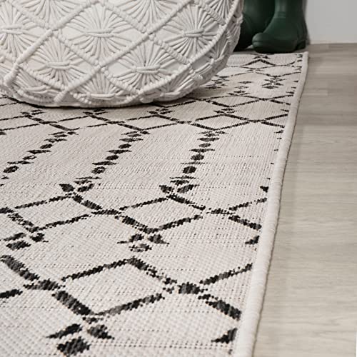 JONATHAN Y Moroccan Geometric Indoor Outdoor Round Area Rug 9 Ft Cream/Black, Ourika Textured Weave for Backyard, Patio, Porch, Easy-Cleaning, High Traffic, Pet-Friendly, Non-Shedding (SMB108I-9R) by JONATHAN Y - Image 7