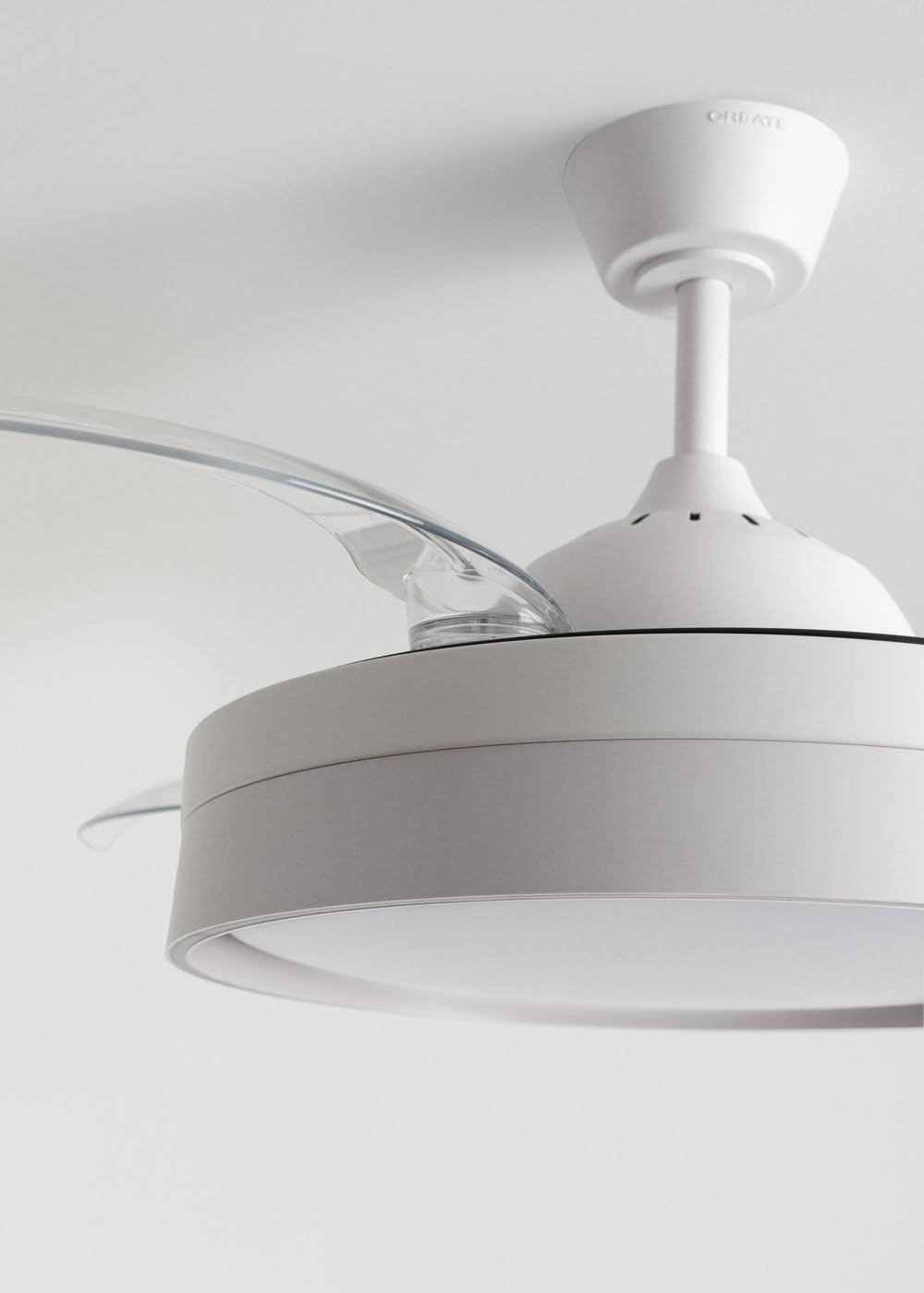CREATE / WIND CLEAR EDGE/Ventilateur de plafond avec lumière blanc + télécommande / 40W, Silencieux, Ø107 cm, 6 vitesses, pales rétractables, programmable, fonction été-hiver, LED 3 temperatures
