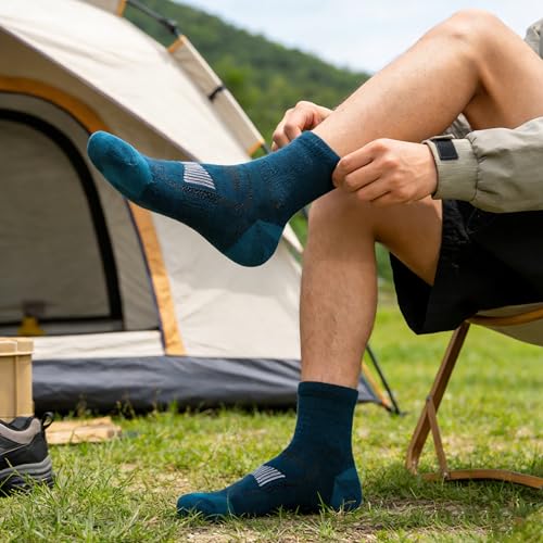 Image of 90% Merino Wool Socks for Men and Women, Medium, Blue | Athletic Ankle Socks, Arch Support, Breathable, Ultra Soft, 3 Packs