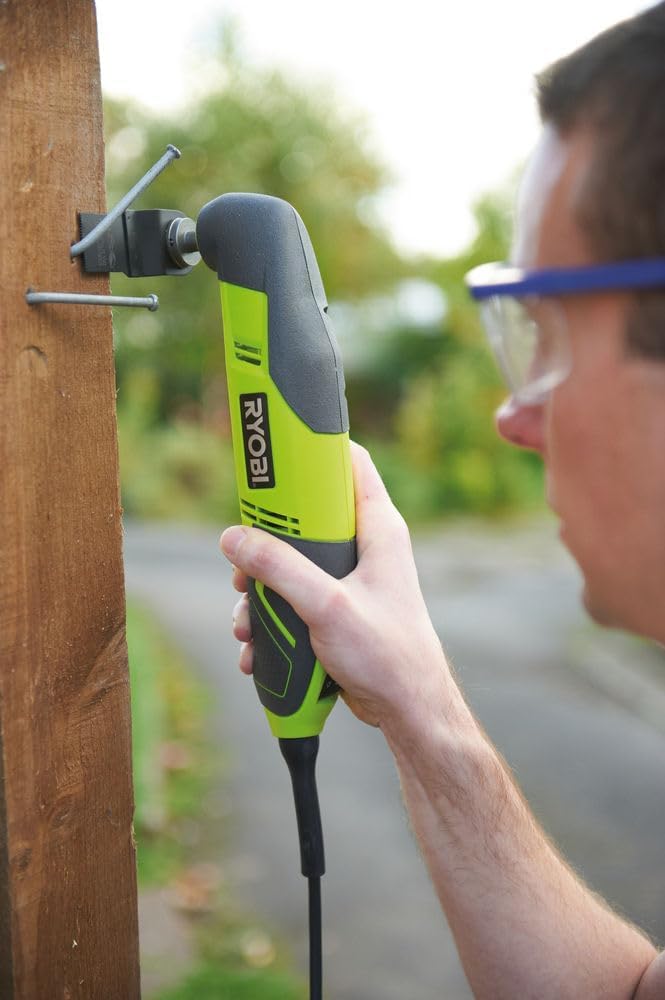 Ryobi RMT200S, Utensile Multifunzione 200W con Cavo Elettrico, Variatore di Velocità, 10,000-20,000 oscill./min, Impugnatura GripZone, Adattatore Universale, Accessori Inclusi