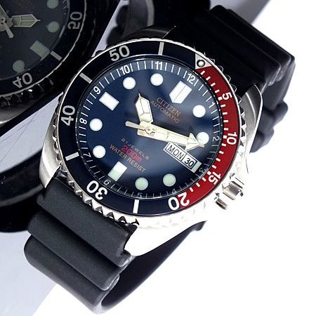 Amazon.co.jp: ≪CITIZEN≫シチズン 200m防水 DIVER'S オートマチック