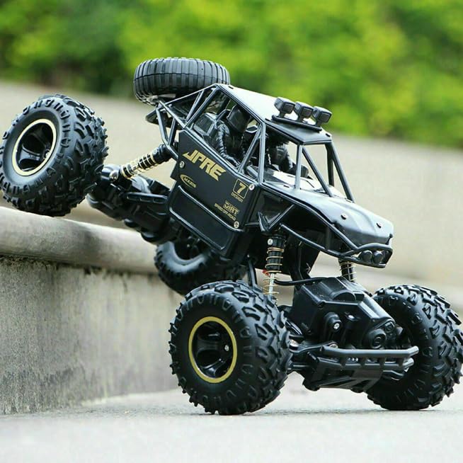 Image of Sky Tech Rock Crawler Car with Smoke Offroader Rc Car High Speed 5 Functions 1:16 RC Car with Smoke Fog Styled Climbing Monster Truck Rechargeable Remote Control Car for Kids 【Colors as Per Stock】