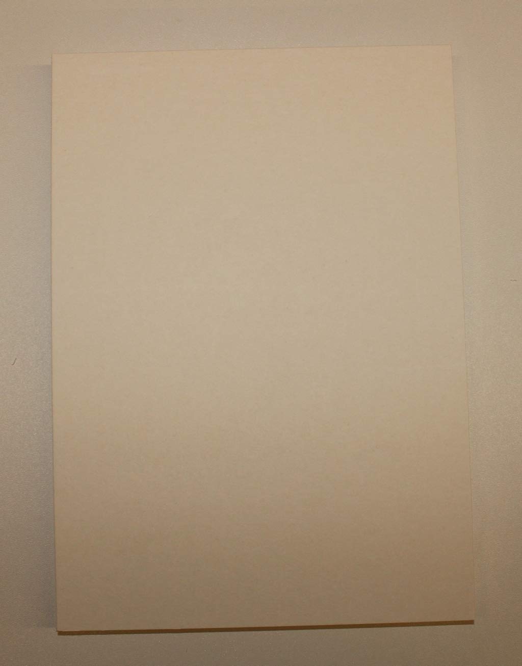 50 Stück Bierdeckelpappe Format DIN A3 (297 x 420 mm) 1,8mm starke originale Bierfilzpappe, cremefarben, Sonderformate möglich auf Anfrage