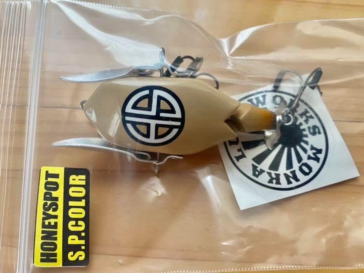 モンカルアーワークス × HONEYSPOT TINY FPJ クローラー MONKA LURE
