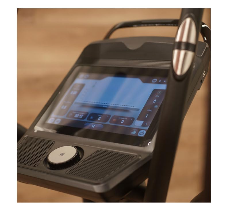 BH Bicicletta Ellittica Vanquish - Kinomap e Zwift - Inerzia 35kg - Corsa 51cm - Monitor LCD - 2 versioni disponibili