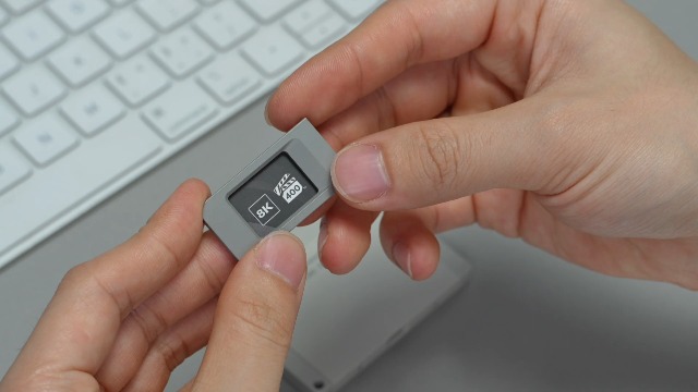 Amazon.co.jp: Hagibis SSDエンクロージャ フロッピーディスクスタイル