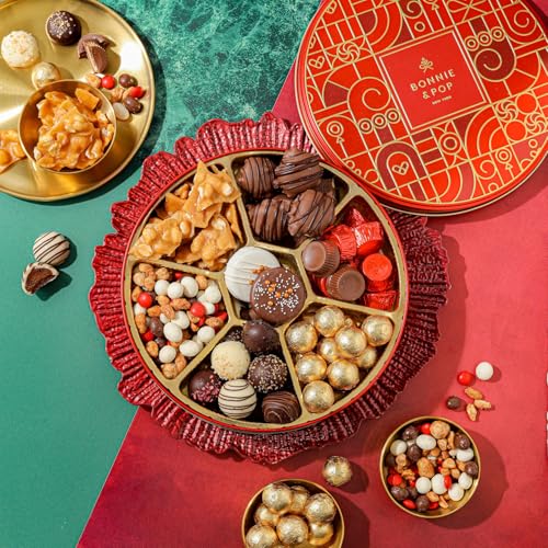 Miniatura 3 de BONNIE AND POP - Lata de regalo de aperitivos navideños, redonda, patrón moderno, surtido de golosinas trufas belgas, oreo cubierto de chocolate,
