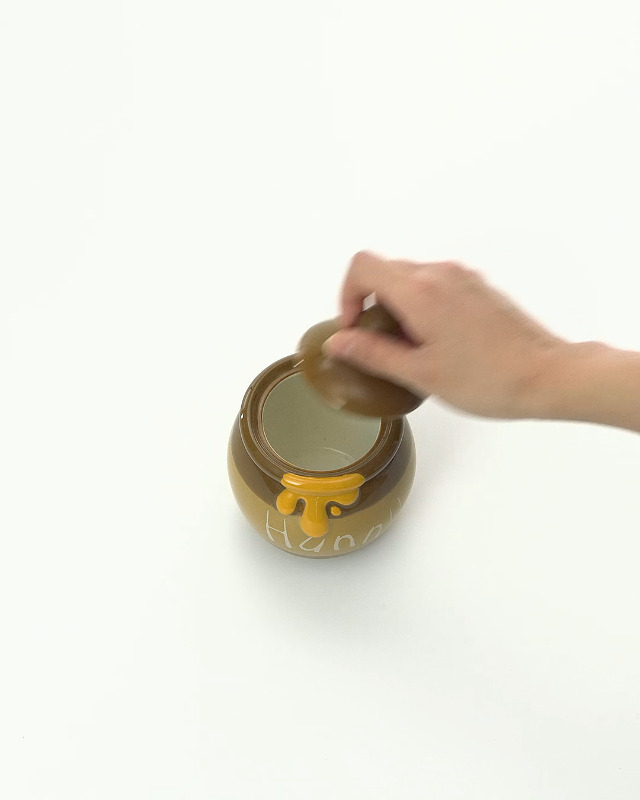 ディズニー Disney プーさん 陶器 花瓶 小物入れ 置物 プーさん 置物 ディズニーランド ディズニーリゾート 陶器 レア