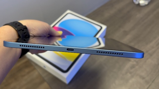 Watch Honest Review Apple iPad A16 128 GB on Amazon Live