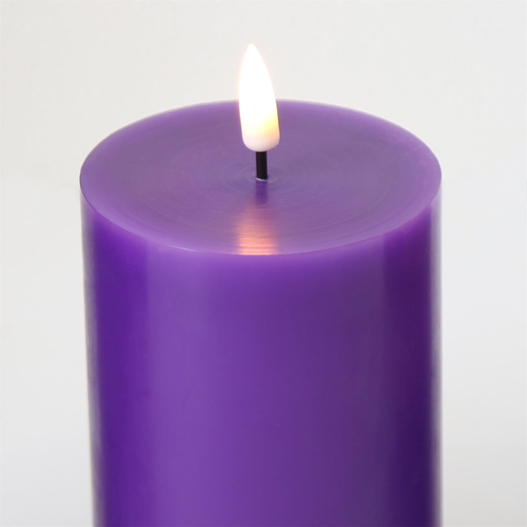 Velas de pilar sin llama púrpura con control remoto, velas LED parpadeantes de cera real que funcionan con pilas Φ 3 pulgadas de alto 4 pulgadas 5 pulgadas 6 pulgadas