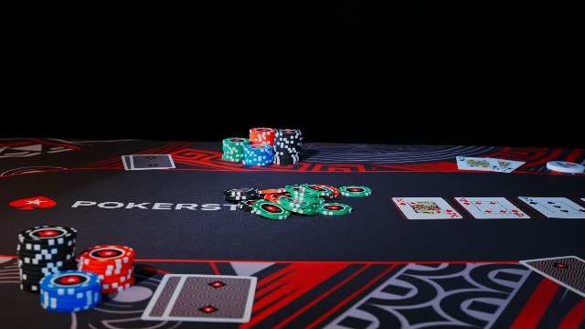 POKERSTARS 300 Piece On-The-Go Chip Set | Authentic Casino Feel