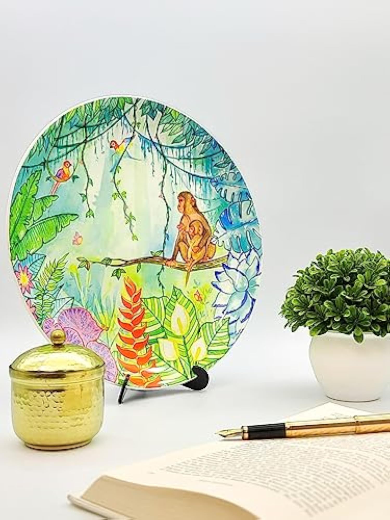 Decorative Wall Plate with Stand & Metal Hook, Jungle Scenes