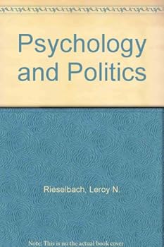 Paperback Psychology and politics: An introductory reader Book