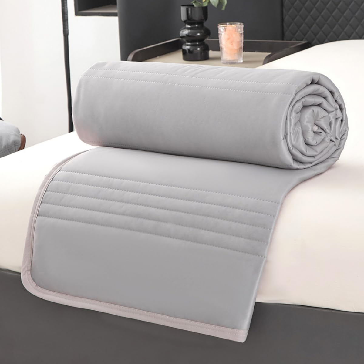Surwin Solid Color Coverless Duvet 2.5 Tog Summer Cooling Quilt Single Double King Size Bedding Soft Cosy Microfiber Quilted Bedspreads for All Seasons, Machine Washable (Gray,100x150cm)