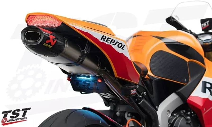 cbr600rr ウインカー内蔵テールランプTST製フェンダーレスリレー