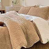 tohrisa Seashell Jacquard Sherpa Comforter Set Warm Cozy Premium Bedding 3 Pieces, King Size Geometric Pattern Quilt Comforter with 2 Pillowcases(104'X90' Beige)