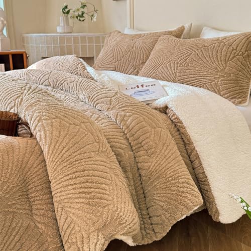 Seashell Jacquard Sherpa Comforter Set Warm Cozy Premium Bedding 2 Pieces, Twin Size Geometric Pattern Quilt Comforter with 1 Pillowcases(68"X90" Beige)