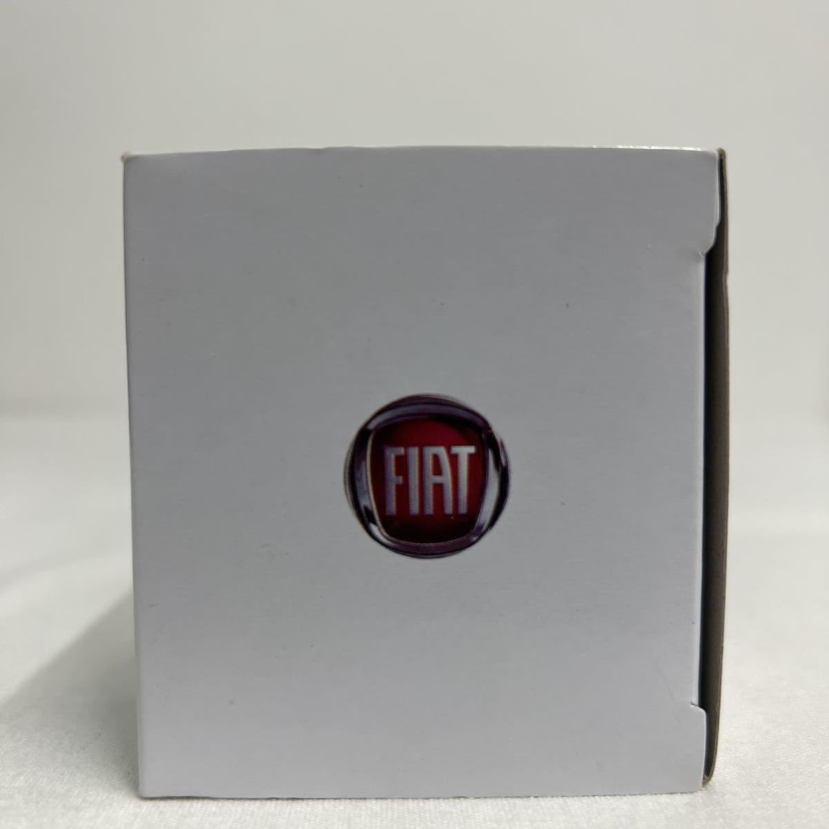 Amazon | FIAT ディーラー特注 MONDO MOTORS 1/43 PANDA フィアット