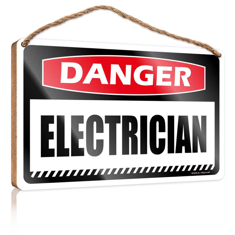 HMQW Funny Signs For Man Cave Danger Electrician Wooden Sign Bathroom Decor Wall Art Farmhouse Decor For The Ho(23X35CM)