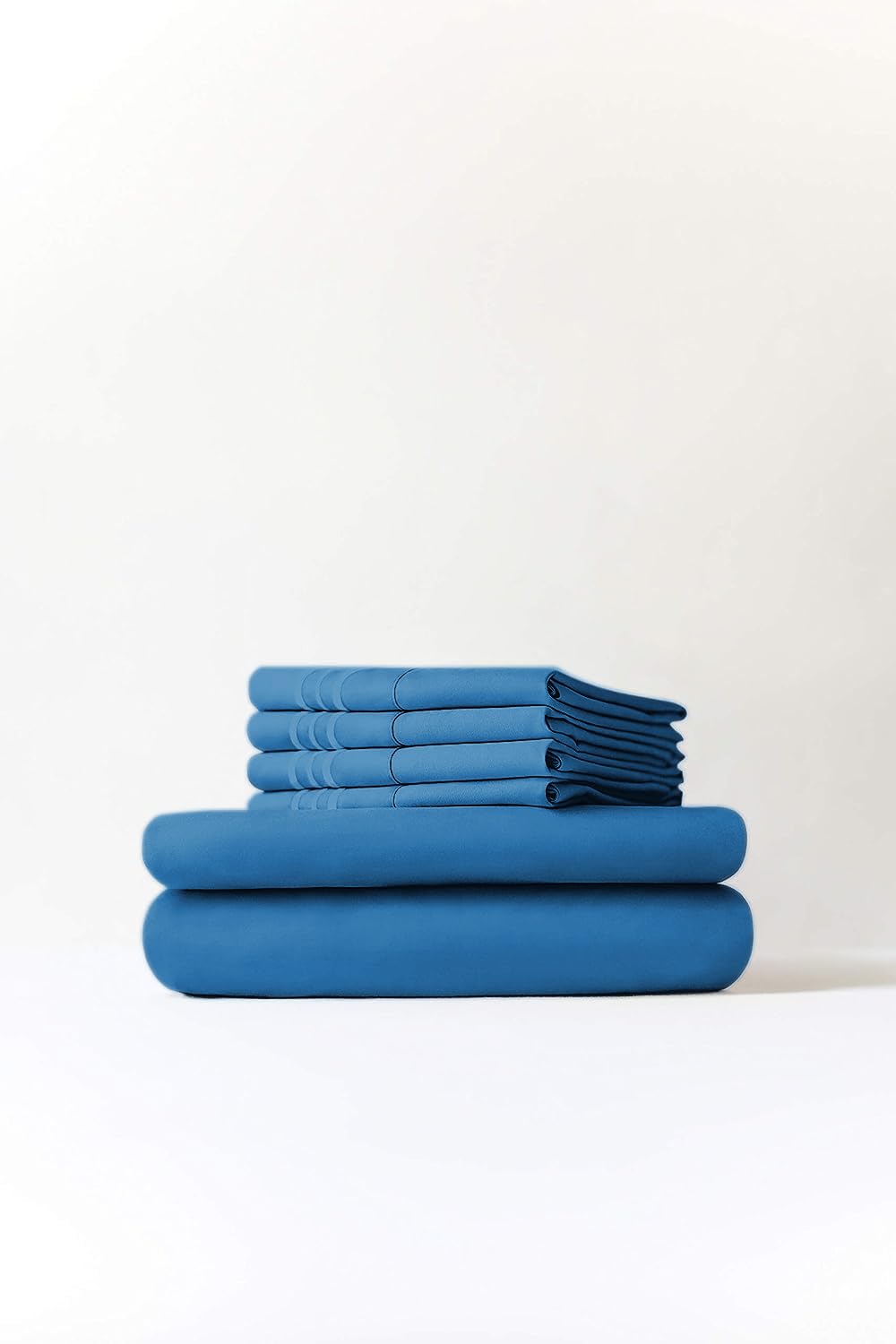 Condition photo showing Good Condition for Full 6 Piece Sheet Set - Breathable & Cooling Bed Sheets - Hotel Luxury Bed Sheets for Women, Men, Kids & Teens - Bedding w/ Deep Pockets & Easy Fit - Soft & Wrinkle Free - Full Royal Blue Sheets