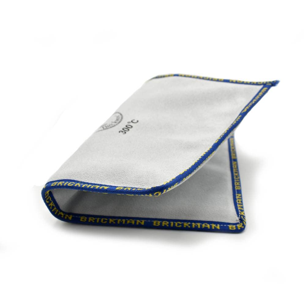 Maniques de cuisson professionnelles en cuir tannage spécial, résistantes jusqu'à 300 °C, disponibles en 18 x 25 cm et 25 x 35 cm, totally exempte d'amiante