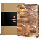 【Madera natural de alta calidad】La madera de acacia es la madera elegida para las tablas de cortar de cocina. La madera de acacia es extremadamente fuerte y duradera con su alta densidad, buena resistencia a la corrosión, alta temperatura y sin deformación. También es una madera muy atractiva con un color único, un patrón de grano claro y un aspecto hermoso, aportando un extraordinario encanto y belleza a su cocina.