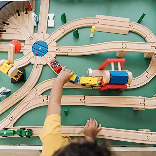 Melissa & Doug 96044 Wooden Railway Set, 130 Pieces - Wooden Train Set thumb #1