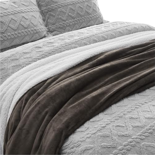 Image of Bedsure GentleSoft Sherpa Fleece Twin Size Blanket for Couch, Non-Heated, Thick and Warm Throw for Women and Men, Soft Fuzzy Plush Twin Blanket for Winter, Brown, 60x80 Inches