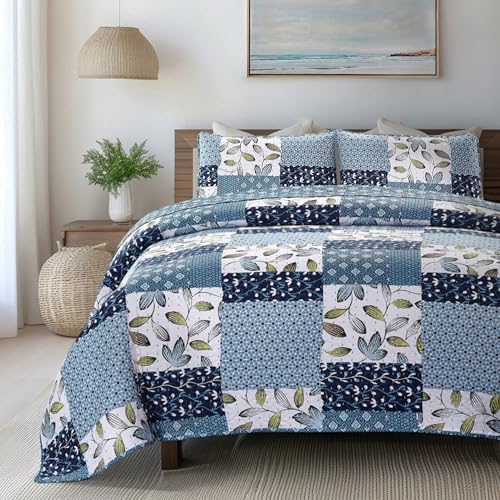 SLPR Pacific Coast 3-Piece Quilt Set - Queen Size with 2 Shams, Lightweight Quilted Bedspread, Blue and White Floral Patchwork Design, Soft All-Season Bedding for Farmhouse and Bohemian Decor