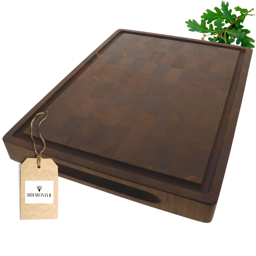 HOFMEISTER® Tranchierbrett aus Eiche geräuchert 40x30 cm – massives Stirnholz Schneidebrett mit Saftrille & Griffmulden – Robustes Holzbrett zum Schneiden & Servieren