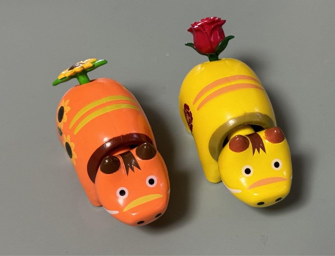 Amazon | 赤べこ 花 ガチャ バラ＆ひまわり | カプセル玩具