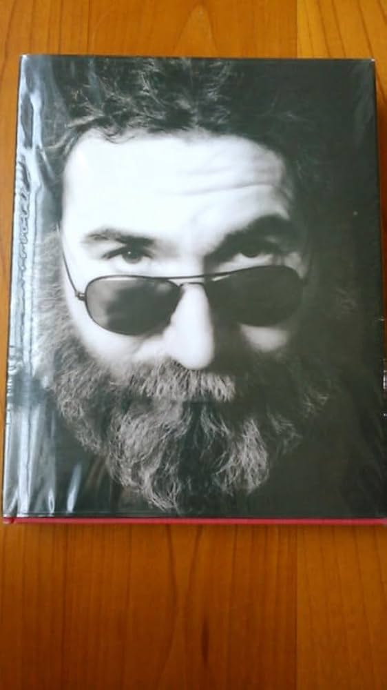 グレイトフルデッド　写真集 Amazon.co.jp: Garcia by the Editors of the Rolling Stone