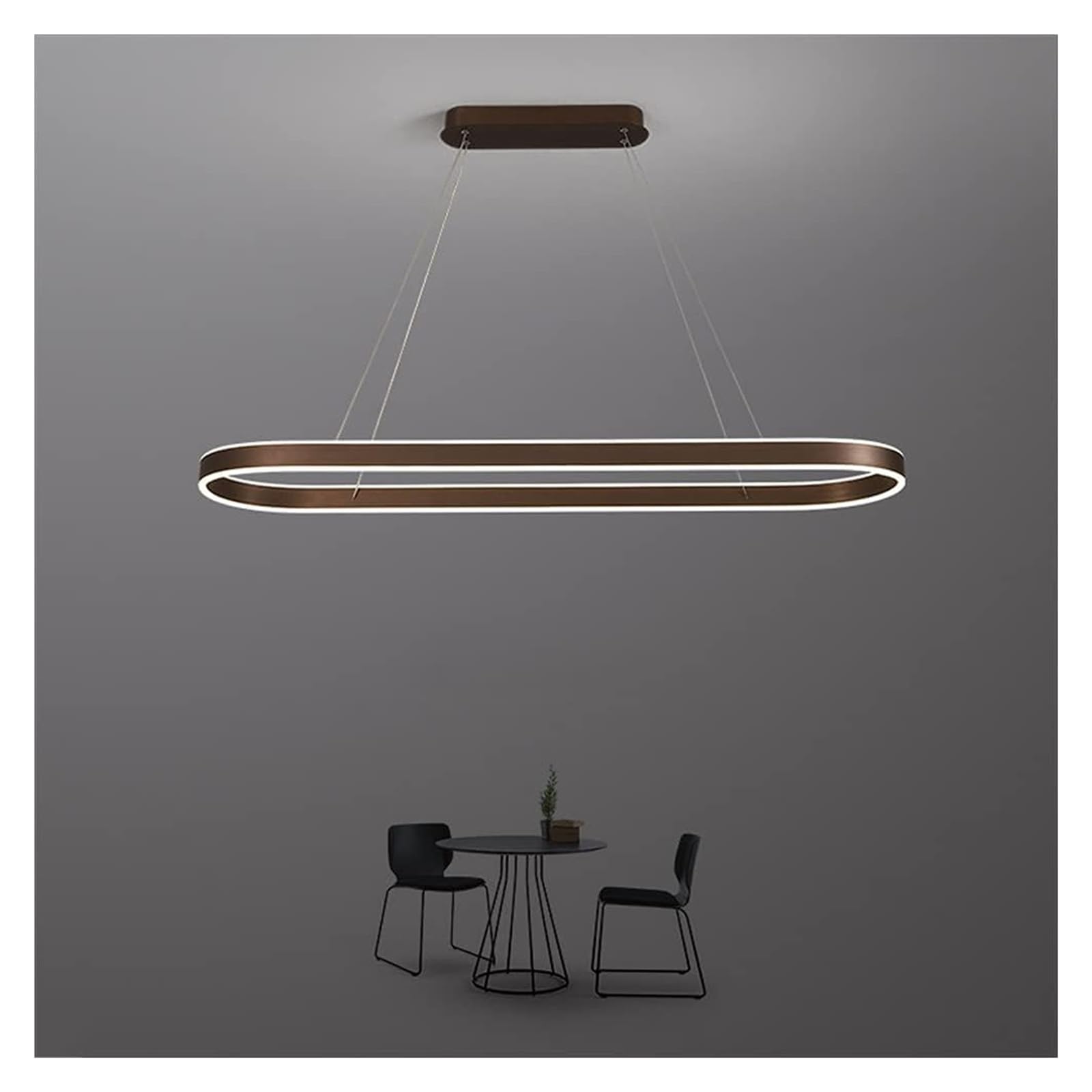 Lustre ovale à intensité variable pour optimiser l'éclairage de votre salon