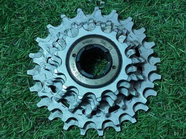Amazon.co.jp: 込SUNTOUR WINNER PRO ボスフリー 6S 13-23T サン