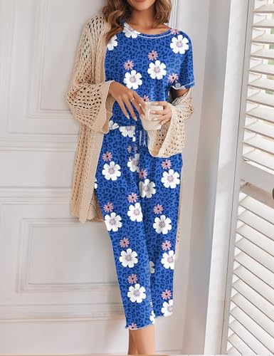 Image of Ekouaer Women's Capri Pajama Sets Print Short Sleeve Sleepwear Top and Capri Pants Soft Loungewear with Pocket