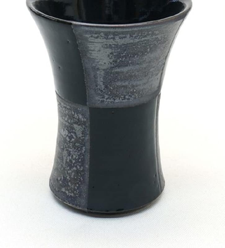 yamakiikai Jia County, Kilns, Black Checkered Soju Cup 210cc F1951