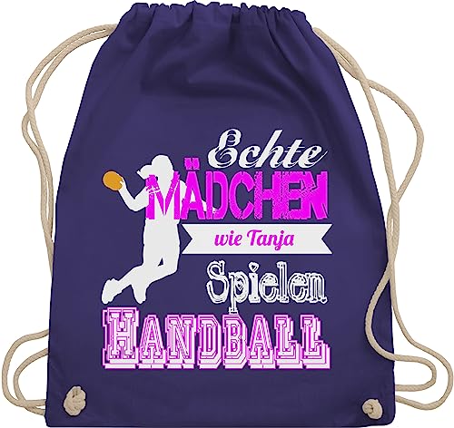 Turnbeutel Rucksack - Geschenke Zubehör - Echte Mädchen spielen Handball - mit Name - Unisize - Lila - handballerin handballtasche handballer maedchen beutel handballrucksäcke von echt